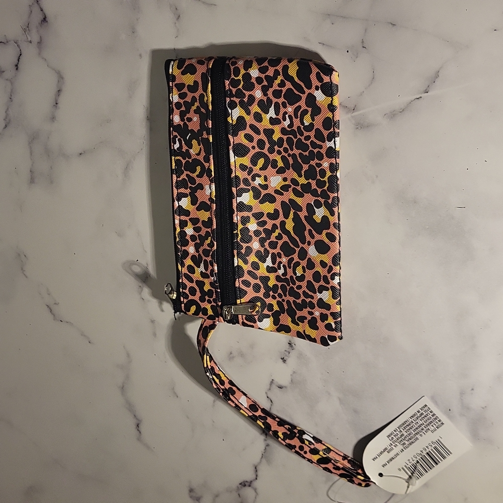 Cheetah Print Wristlet